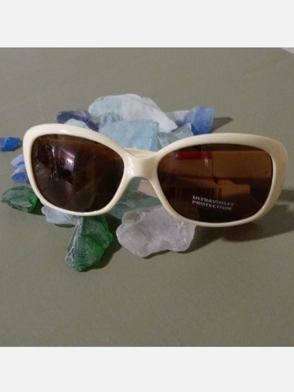 Cream Color Fashion Sunglasses Palm Springs Cancun Bahamas Vacation NEW RETRO